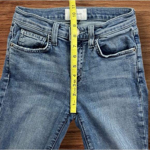 Current/Elliott Skinny Mid-Rise Raw Hem Distressed Jeans Sz: 25 - Picture 11 of 16
